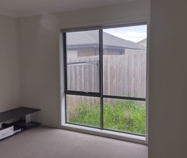 Westmeadows - Photo 3