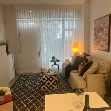 Encore by Bossa-Furnished 1 bed Townhome - Photo 3