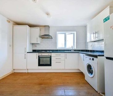 Woking, Surrey, Woking, GU21 - Photo 4