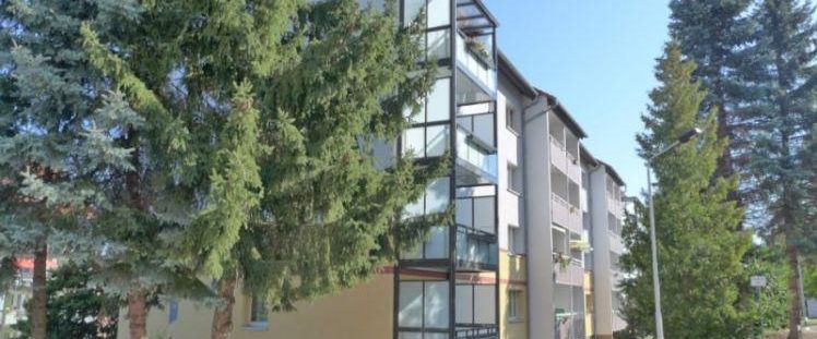 Bequem im Erdgeschoss mit Südbalkon! - Photo 1