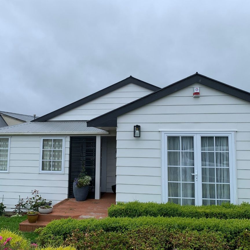 27 Abilene Crescent, Churton Park - Photo 1