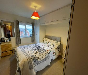 Lovell Court, Eastbourne - Two-bedroom Flat - Photo 6