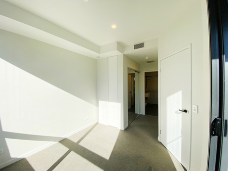 Botanica Residences - Photo 2