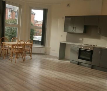 Studio to rent - Photo 5