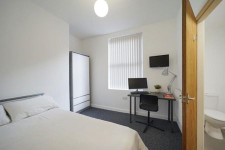 6 bedroom house to rent - Photo 2