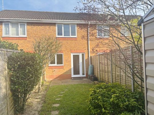 2 bedroom house to rent Britannia Gardens, Hedge End, Southampton, SO30 - Photo 1