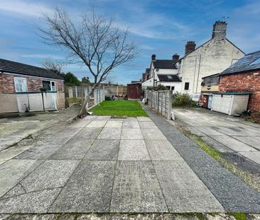 3 bedroom terraced house to rent - Photo 6