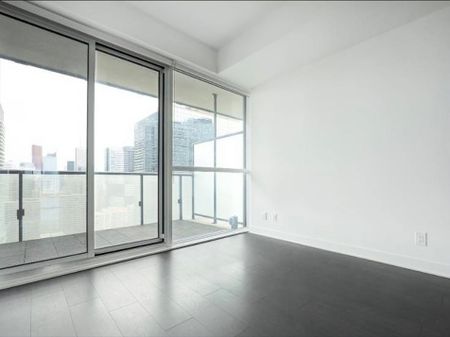 For Lease - 15 Grenville Street Unit# 907, Toronto, Ontario - Photo 2