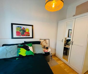 Room in a Shared Flat, London, W4 - Photo 4