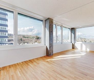 1 mois de vie gratuite - Vie exceptionnelle Rhyfalltower - Foto 4