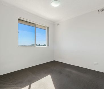 Carefree Lifestyle - Photo 2