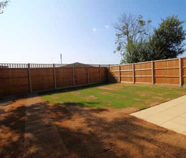 2 bedroom house to rent - Photo 1