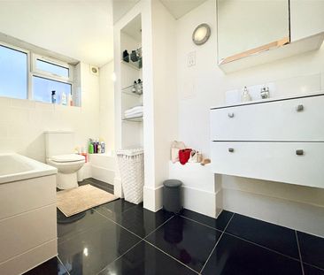 London Road, Kingston upon Thames, KT2 6NH - Photo 1