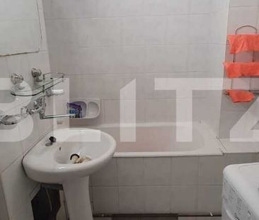 Apartament de 2 camere, decomandat, etaj intermediar, 40 mp, zona strazii Mehedinti - Fotografie 6