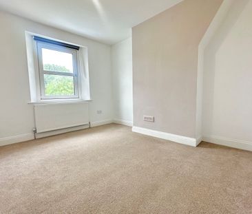Cleevedale Road - Photo 4