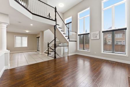 For Lease - 3 Holkham Avenue, Hamilton, Ontario - Photo 2