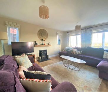 5 bedroom detached house to rent - Photo 2