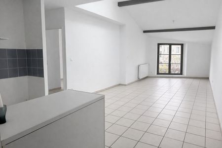 Location Appartement 2 pièces 59m² ROMANS SUR ISERE 26100 - Photo 3