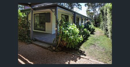 Country setting, close to town - Photo 4