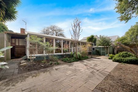 Coastal Charm – Walking distance to the Beach! - Photo 5