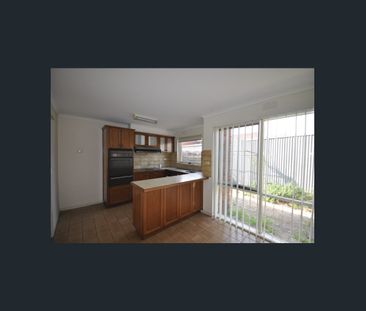 Fantastic Townhouse -6 Month lease - Photo 1