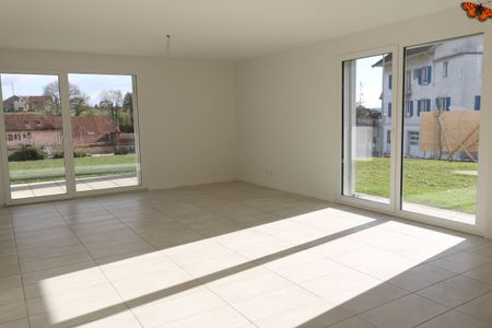 LUMINOUS – 2.5 pcs on the ground floor - Photo 2