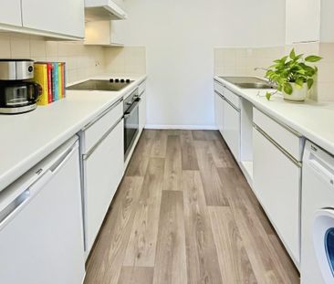 1 bedroom flat to rent - Photo 6