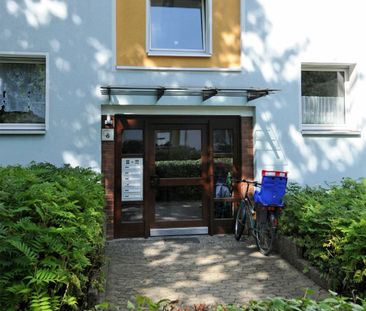 NEUSTADT | gepflegte 3-Zimmer-Wohnung mit Balkon | EBK gegen Abstan... - Foto 1