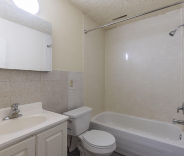 For Lease - 389 Elizabeth Street Unit# Unit 1, Grimsby, Ontario - Photo 3