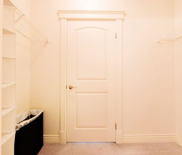 For Lease - 1225 Riverside Drive Unit# 308, Windsor, Ontario - Photo 2