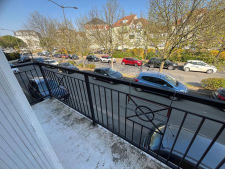 Location Appartement 2 pièces Meublé 45m² THIAIS 94320 - Photo 3