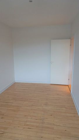 Lys 2-værelses lejlighed i Aalborg med moderne faciliteter - Photo 4