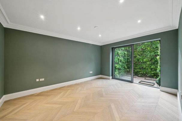 5 bedroom detached house to rent - Photo 1