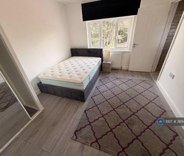1 bedroom in a house share to rent - Photo 3