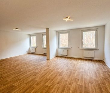 Hochwertige 4-Raum-Wohnung in Top-Lage von Schlema - Photo 1