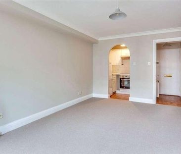 Imperial Court, Station Road, Henley-on-thames, Oxfordshire, RG9 - Photo 2