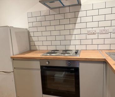 Studio Flat, Stapleton Road, BS5 - Photo 6