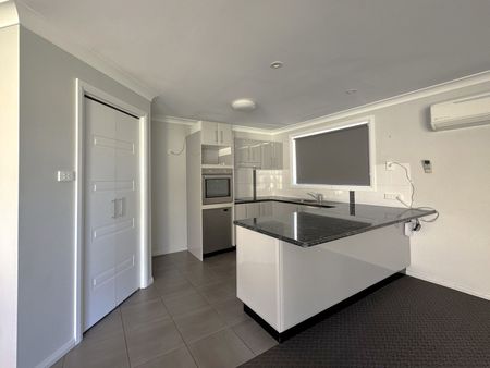 Home For Rent - Photo 4