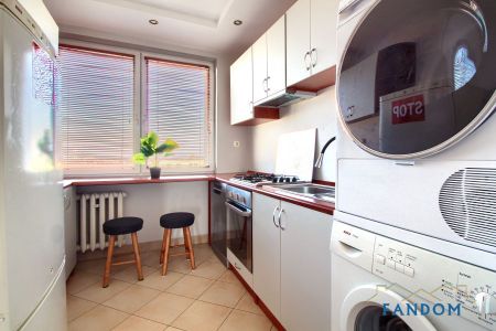 2 pokoje 40m2 + komórka | Broniewskiego, BARANÓWKA - Photo 3