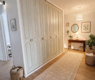 Location Appartement 4 pièces Meublé 82m² TALENCE 33400 - Photo 3