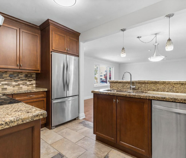 For Lease - 236 Woodale Avenue, Oakville, Ontario - Photo 5