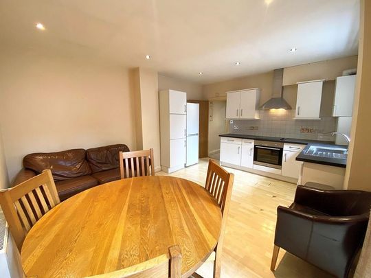 1 bedroom ground floor flat to rent - Photo 1