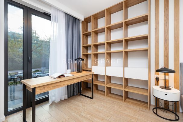 Funkcjonalny apartament nieopodal Błoń Krakowskich - Zdjęcie 1