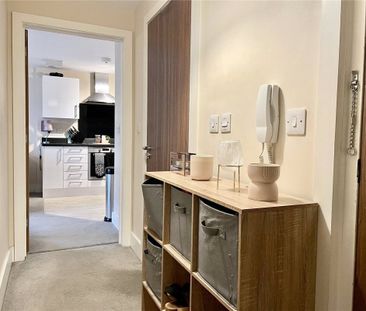 Robinia Court, 3 Wellington Road, Bournemouth, Dorset, BH8 - Photo 6