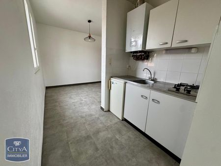 Location Appartement 1 pièce 27m² POITIERS 86000 - Photo 4