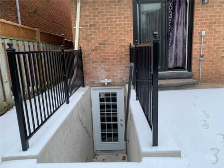 For Lease - 6249 Prairie Circle Unit# Lower, Mississauga, Ontario - Photo 3