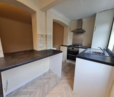 2 bedroom terraced house to rent - Photo 1