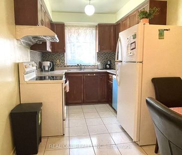 For Lease - 1235 Blackburn Drive Unit# Unit 1, Oakville, Ontario - Photo 4