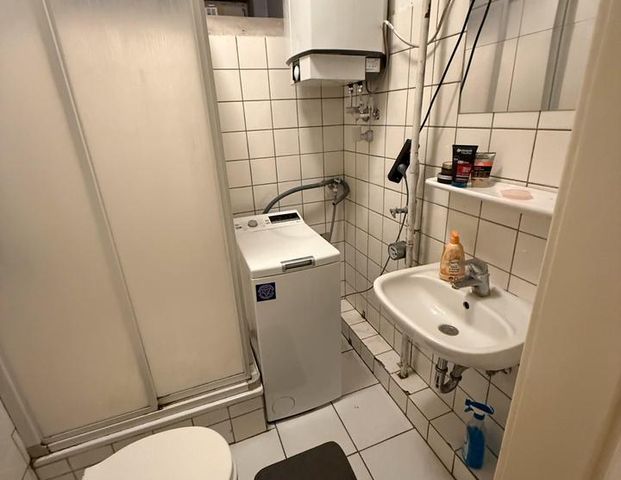 Einer WG-Zimmer in einer 2,5 Zimmer Wohnung. - Foto 1