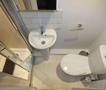 St. John's Street, Reading, RG1 - Photo 1